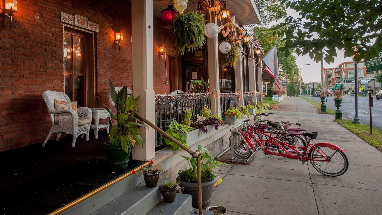The Inn At Saratoga Saratoga Springs Exterior photo